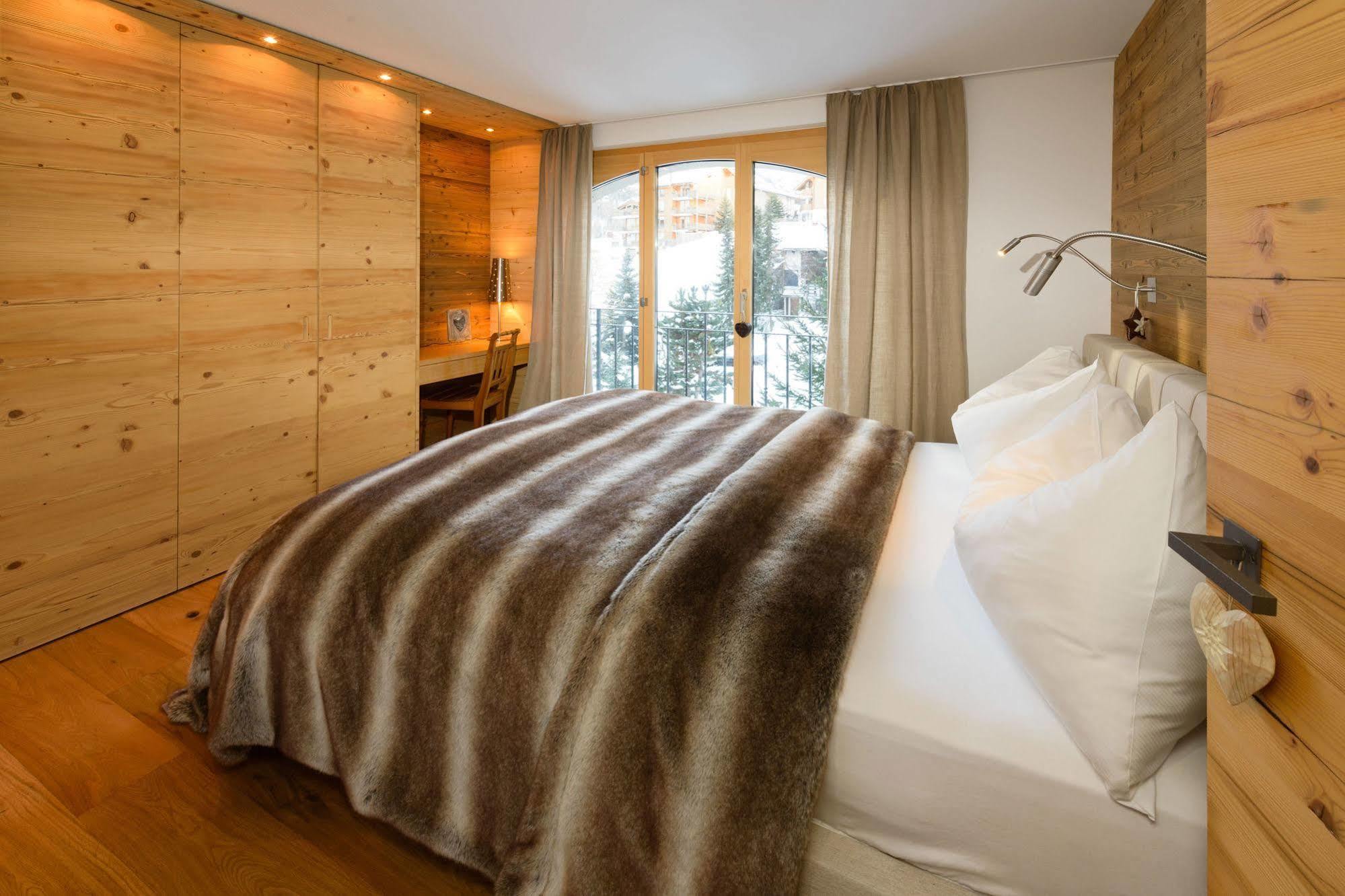 A Calm & Charm Studio - Haus Haro Apartment Zermatt Exterior photo